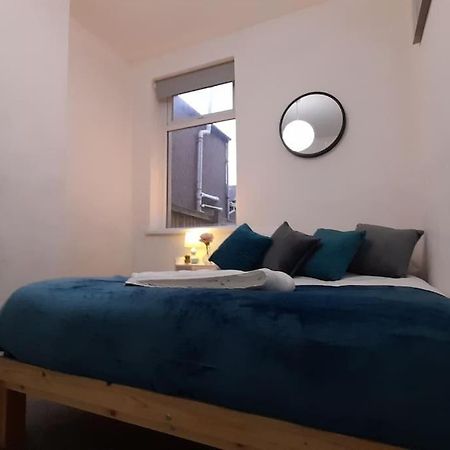 Spacious 4 Bedroom, Free Netflix, Central Location Κάρντιφ Εξωτερικό φωτογραφία