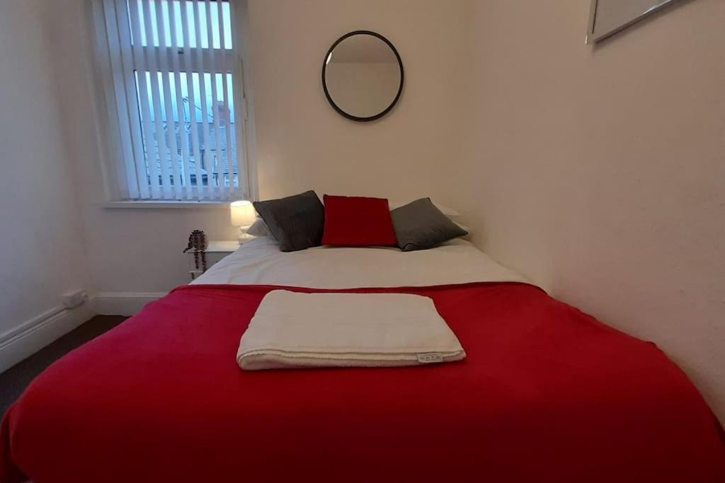 Spacious 4 Bedroom, Free Netflix, Central Location Κάρντιφ Εξωτερικό φωτογραφία